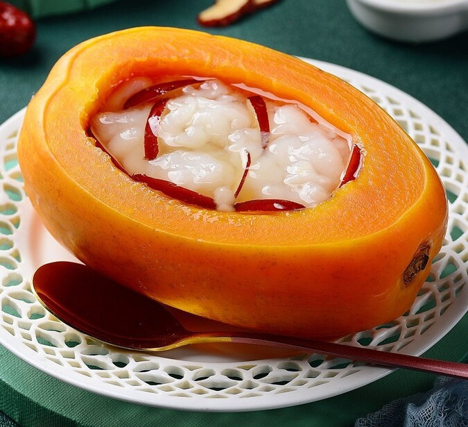 木瓜炖雪蛤,滋补又养颜,秋天来临,可以经常炖来喝的家常甜品