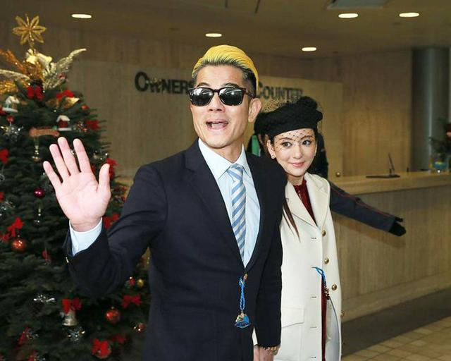 熊黛林|幸亏没嫁郭富城？熊黛林夫妇晒陪女儿玩耍照片，一家四口太温馨