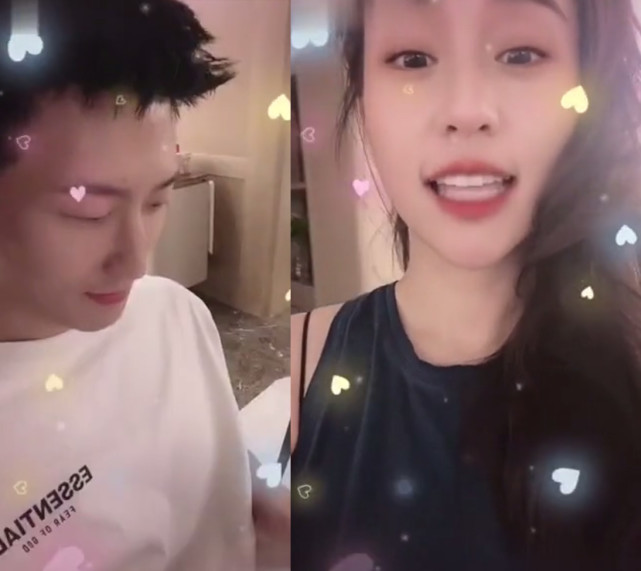 何超莲|何超莲窦骁为周扬青庆生，两人戴情侣手链，窦骁脖子上的草莓印记亮了
