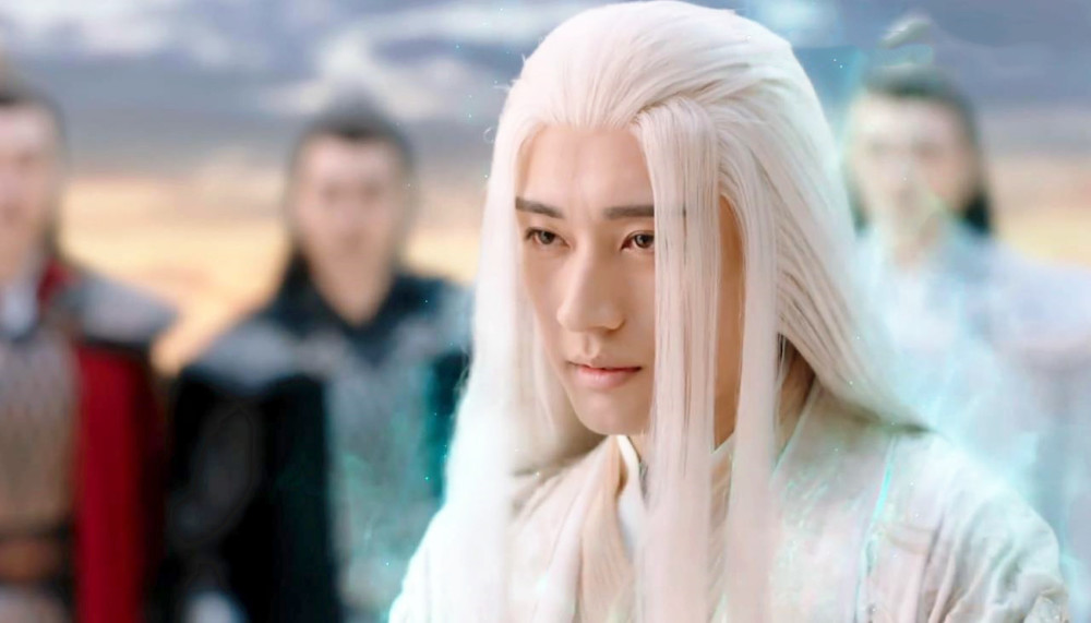 禹司凤|琉璃美人煞：司凤是天帝之子，柏麟帝君敢看不起他？和他母亲有关