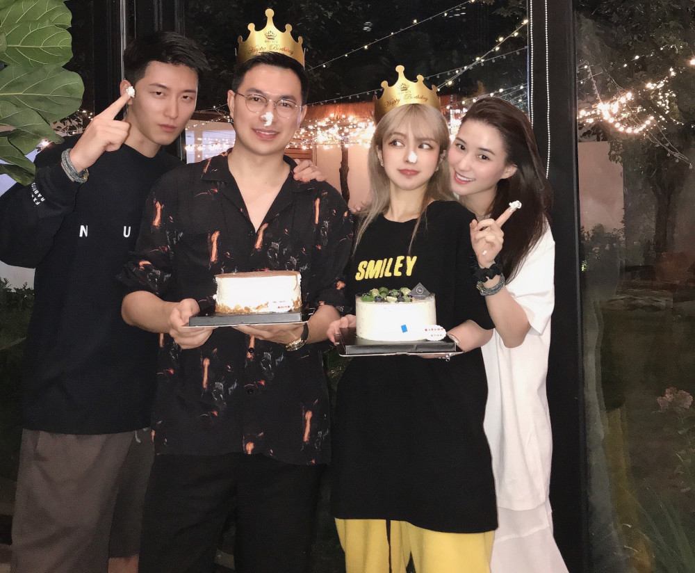 周扬青|周扬青与神秘帅哥庆生，男方身份曝光，章泽天校友，身价甩罗志祥几条街