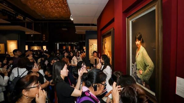 冷军|为什么中国一幅少女画像卖到6000万？放大66倍后终于明白了