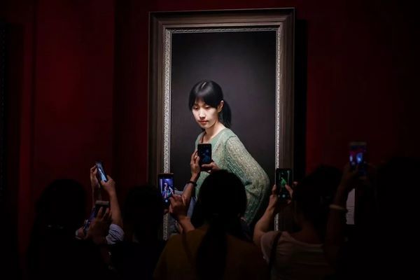 冷军|为什么中国一幅少女画像卖到6000万？放大66倍后终于明白了