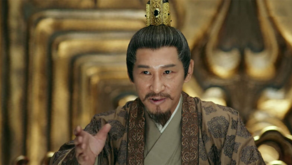 赵樱子|《长安诺》首播：剧情有趣，节奏快，成毅赵樱子无CP感成最大槽点