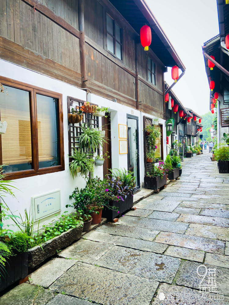 小河直街文艺街区实景