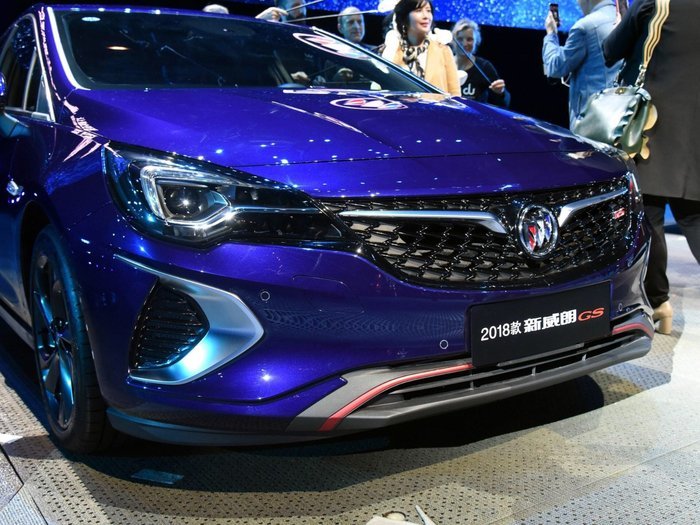 别克威朗gs三厢版登场爆发165马力动力足网友终于等到了