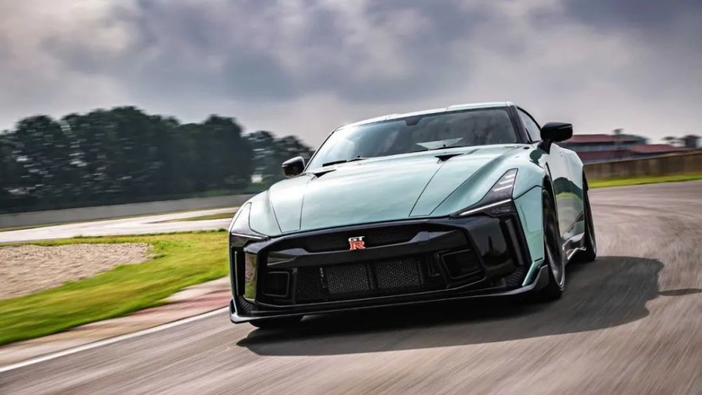 终极版gtr R35来了 710匹马力搭载gt R50同款引擎 腾讯新闻