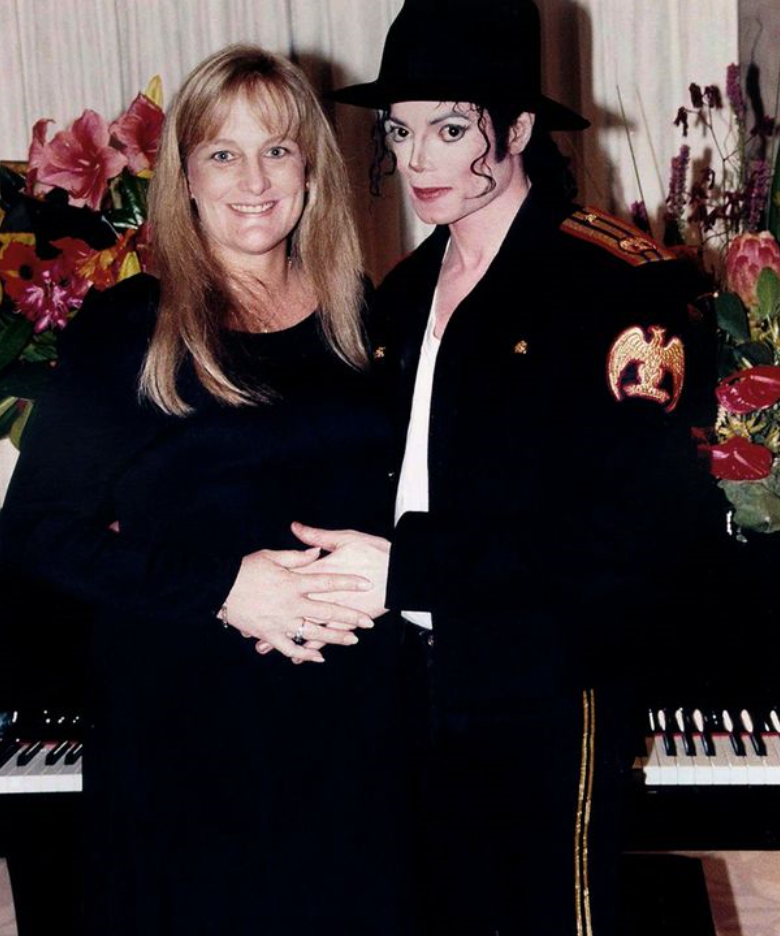 猫王之女曝和迈克尔杰克逊离婚内幕因自己不愿生子成离婚导火索