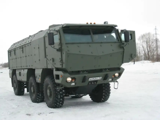 美俄军车撞击事件中的两方战车实力对比