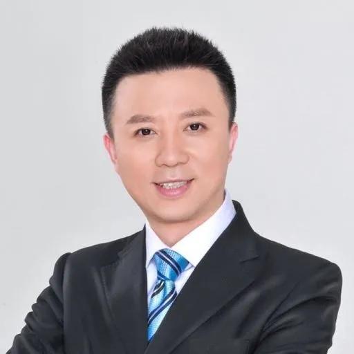 新闻联播|《新闻联播》改版的第55天，欧阳夏丹“消失”了，潘涛来了