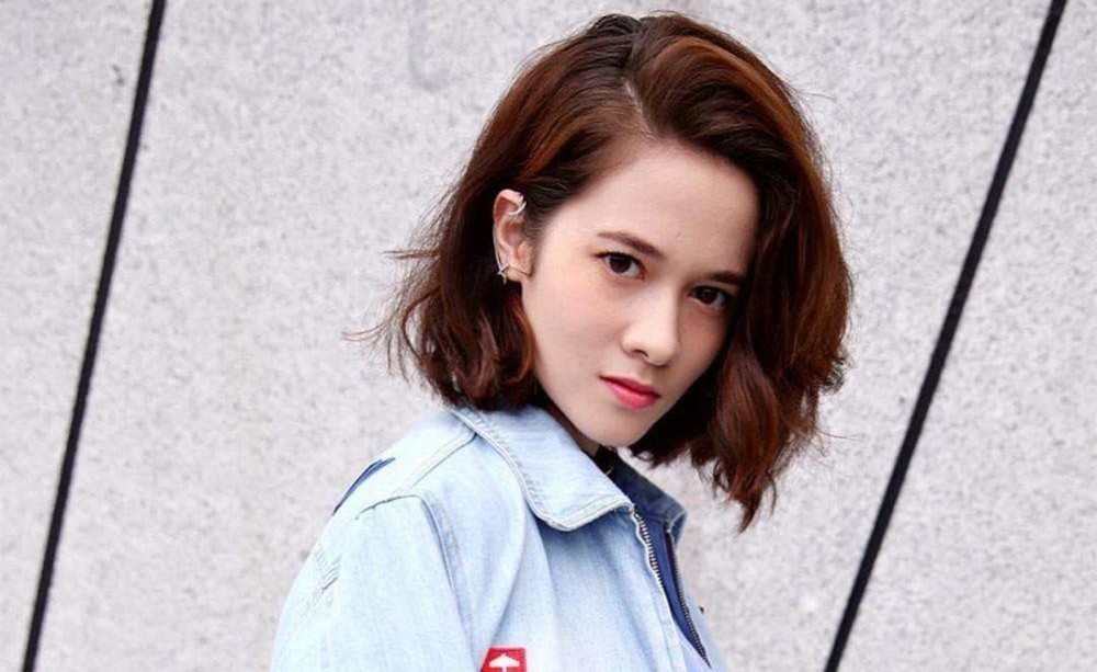 卢靖姗|在《战狼》嫌片酬太低，让卢靖姗捡便宜，如今在《八佰》沦为路人