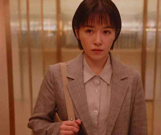 亲爱的自己同样都是母亲阚清子跟童谣有什么差距