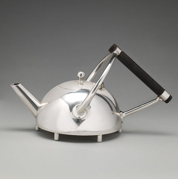 茶壶,1879年玻璃瓶,1879年克鲁萨花瓶,1888年1876-1877年,德雷瑟前往