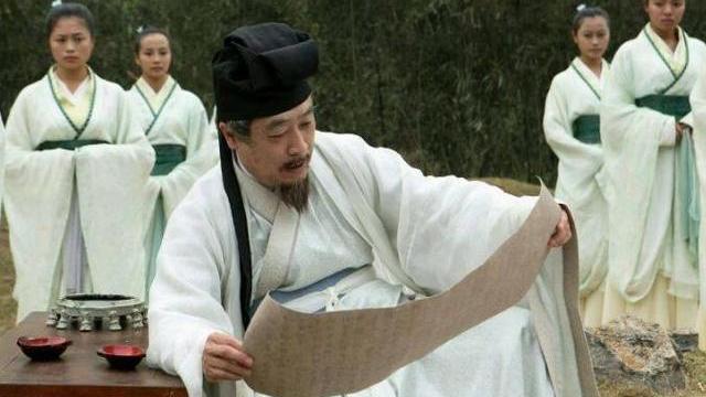 对联|山丘不是岳作为上联合律吗？合律，而且对联没有那么严谨