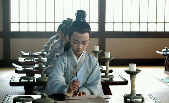 对联|山丘不是岳作为上联合律吗？合律，而且对联没有那么严谨
