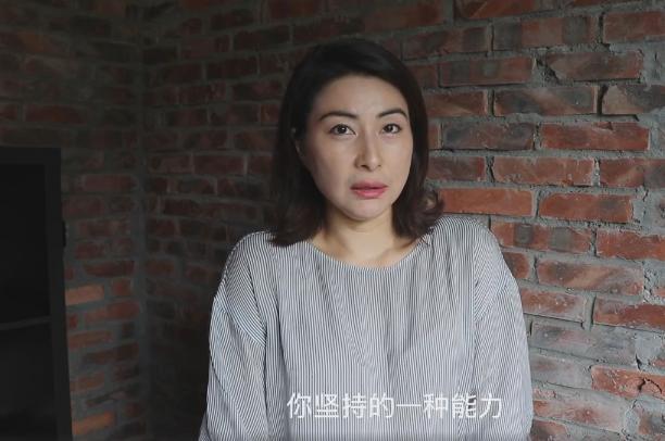 郭晶晶|霍启刚曝郭晶晶带仨娃日常，心疼妻子又忙又累，首透露生四胎态度