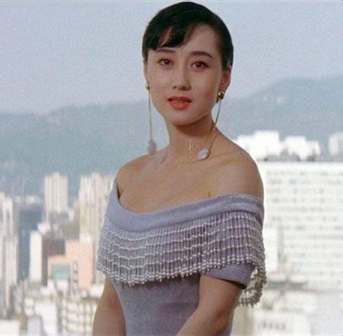 李连杰对利智是真爱20亿财产交给她管理应该是利智理财能力强