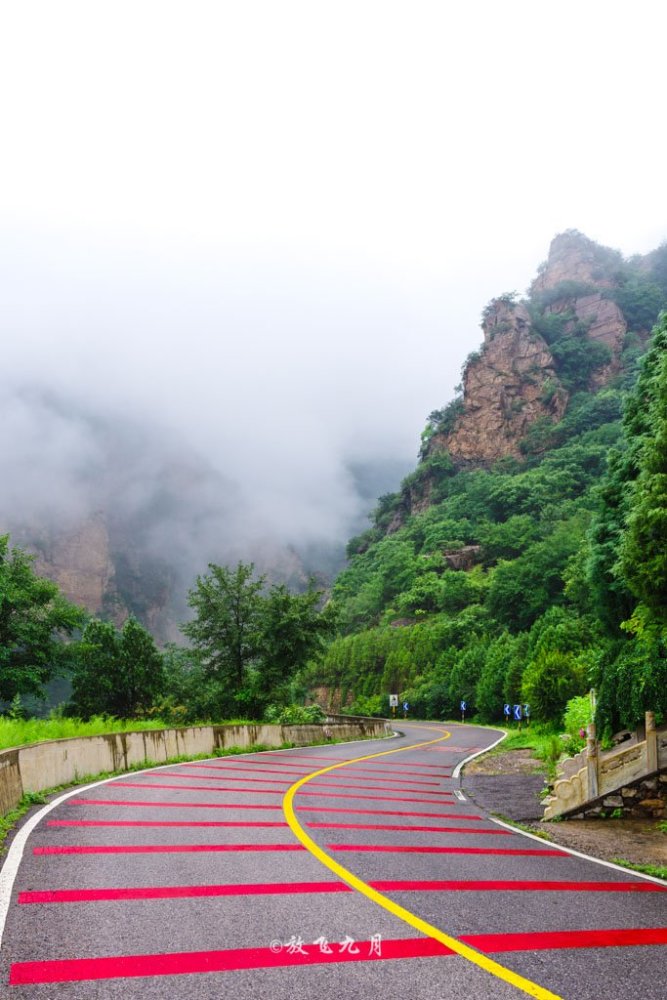 北京|北京雨天自驾路线，云雾缭绕宛如仙境，不输太行山和江南水乡