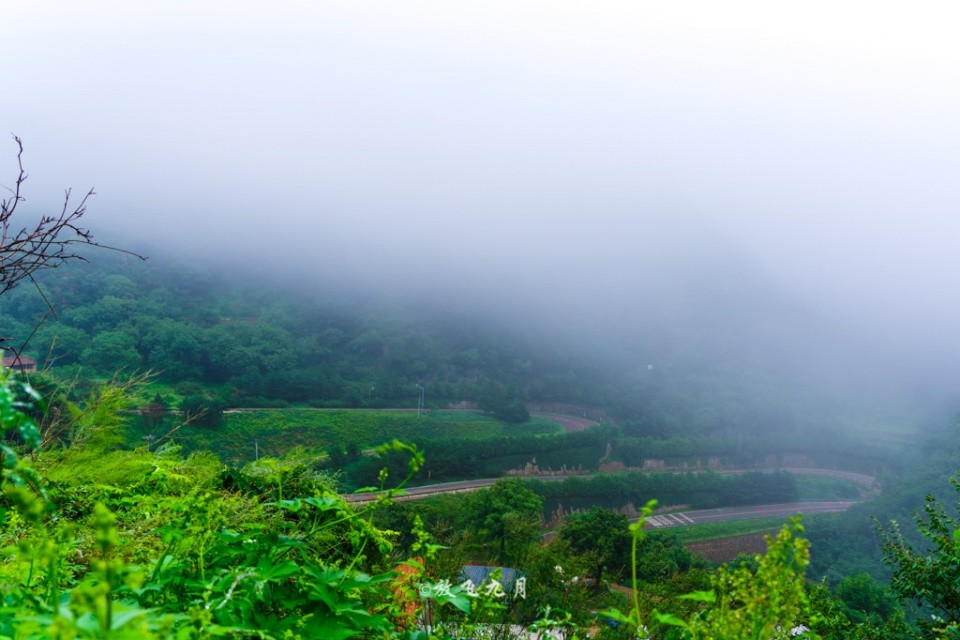 北京|北京雨天自驾路线，云雾缭绕宛如仙境，不输太行山和江南水乡