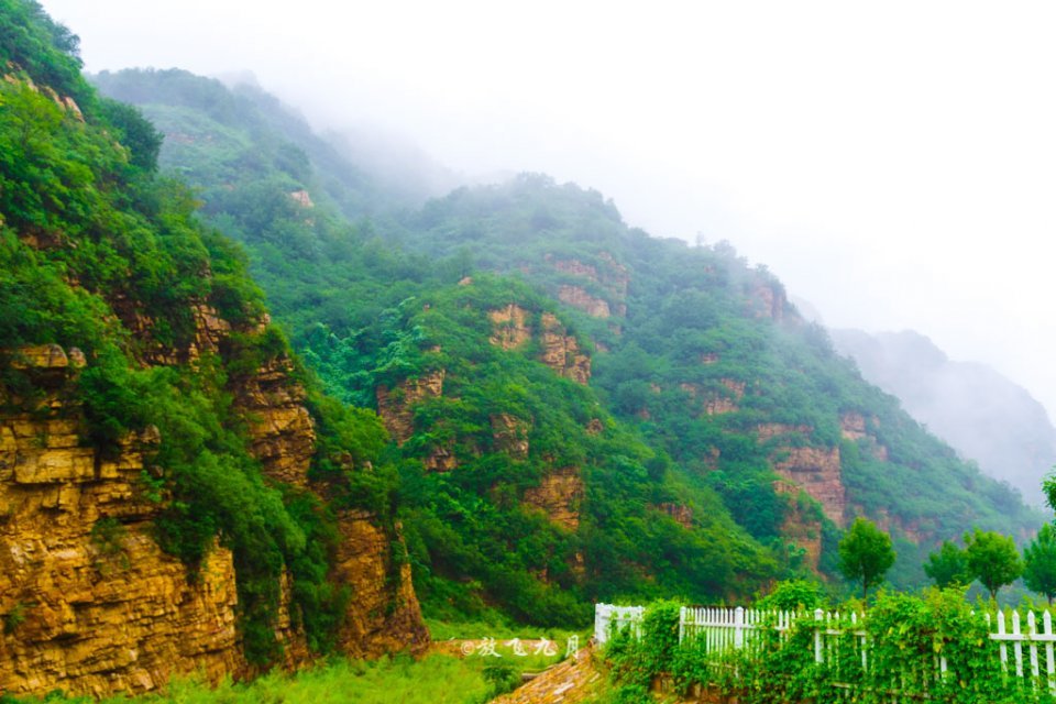 北京|北京雨天自驾路线，云雾缭绕宛如仙境，不输太行山和江南水乡