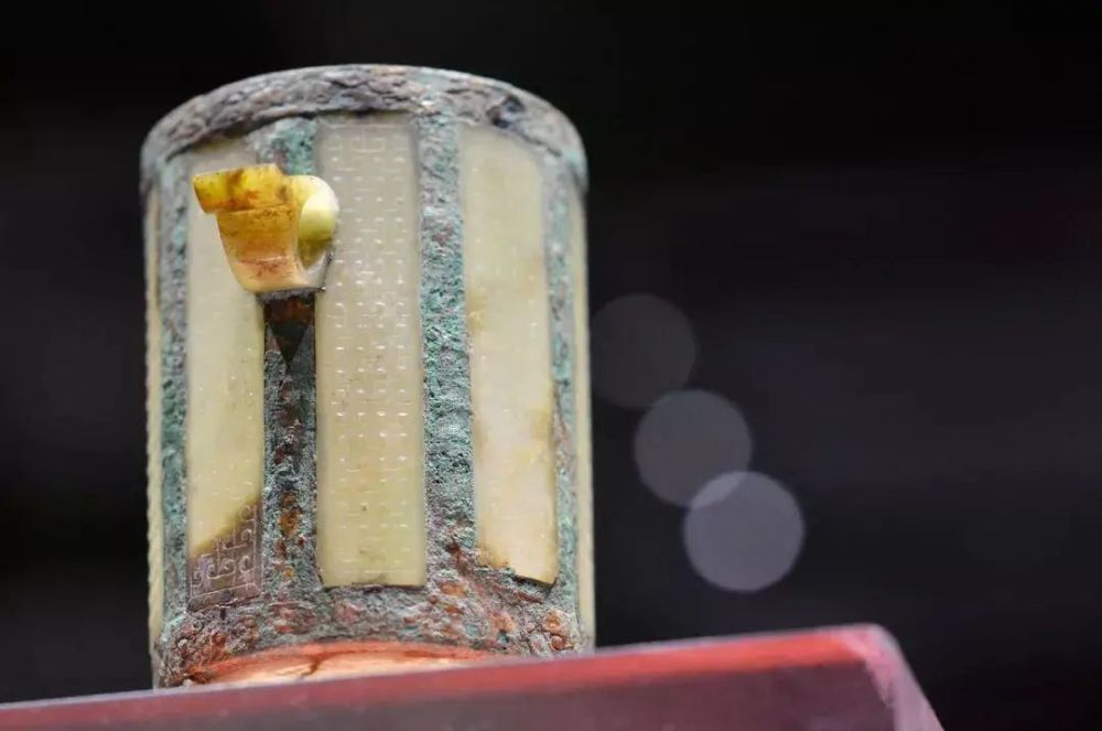 玉器|有件秦汉的玉器，自豪一辈子！