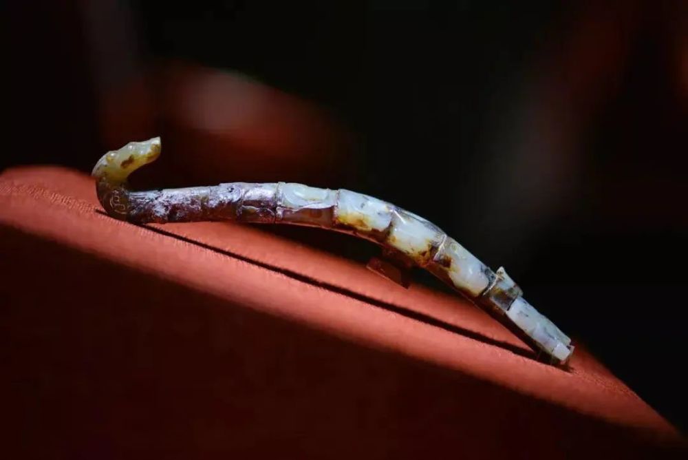 玉器|有件秦汉的玉器，自豪一辈子！