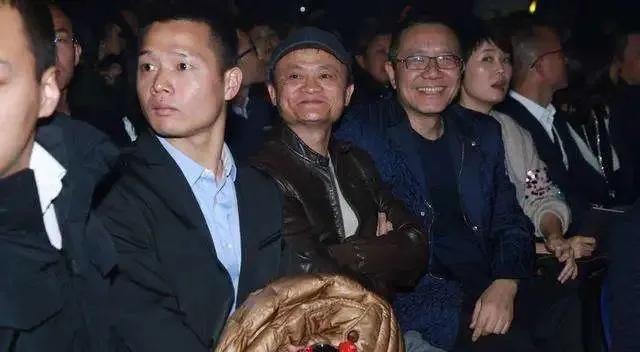 王菲|互联网大佬追星：你我本无缘，全靠我花钱