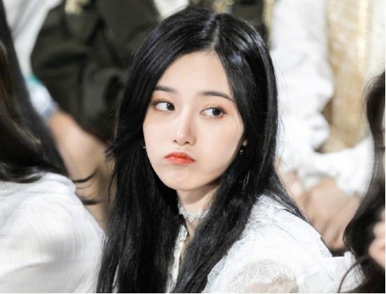 黄子韬|黄子韬父亲因病逝世，绯闻女友发文悼念，疑频繁前往青岛探望