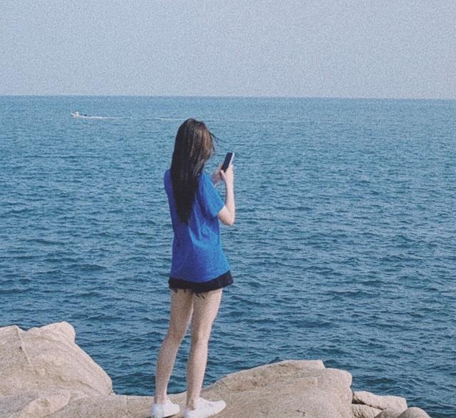 黄子韬|黄子韬父亲因病逝世，绯闻女友发文悼念，疑频繁前往青岛探望