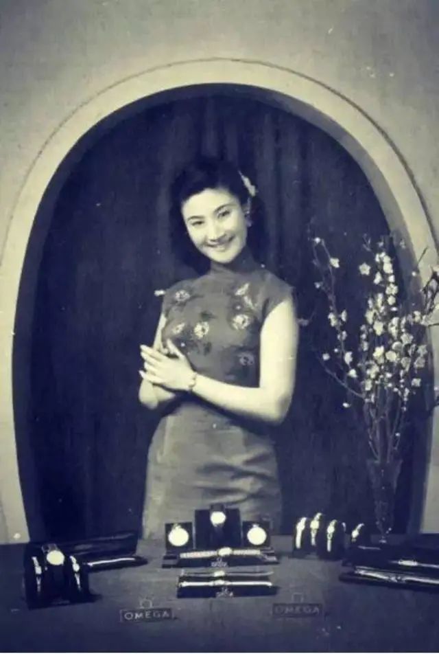 言慧珠|言慧珠：京剧世家梅兰芳爱徒，三段“惊艳”婚姻却凄凉自尽