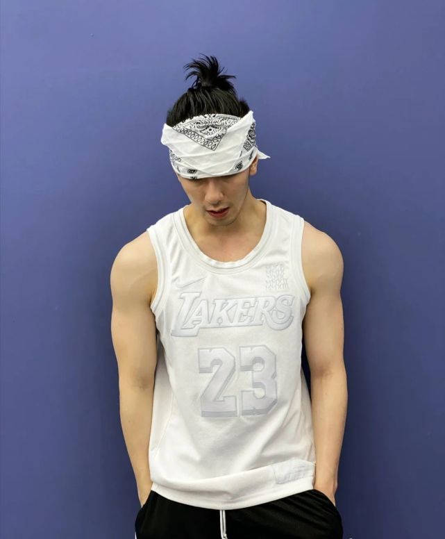 龚子棋:一个既能唱歌又能演戏,既是小鲜肉又是小狼狗的硬汉型男