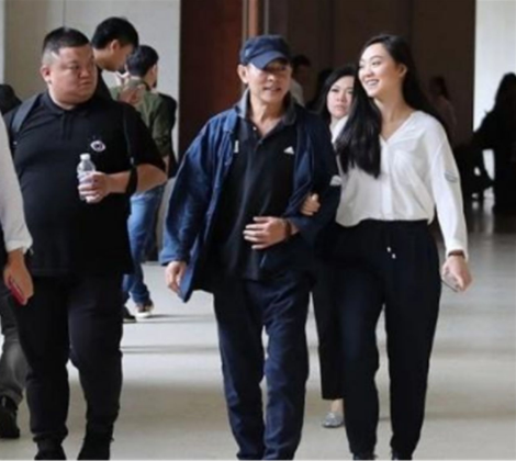 利智|31年前他为娶利智“放弃原配”，31年后他又给了20亿