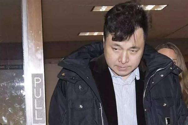 孟晚舟的坎坷情史:2段婚姻4个孩子,前夫身份成谜,现任更不简单