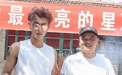 黄子韬|突发！黄子韬爸爸去世，曾经说的这句话，让网友泪奔！