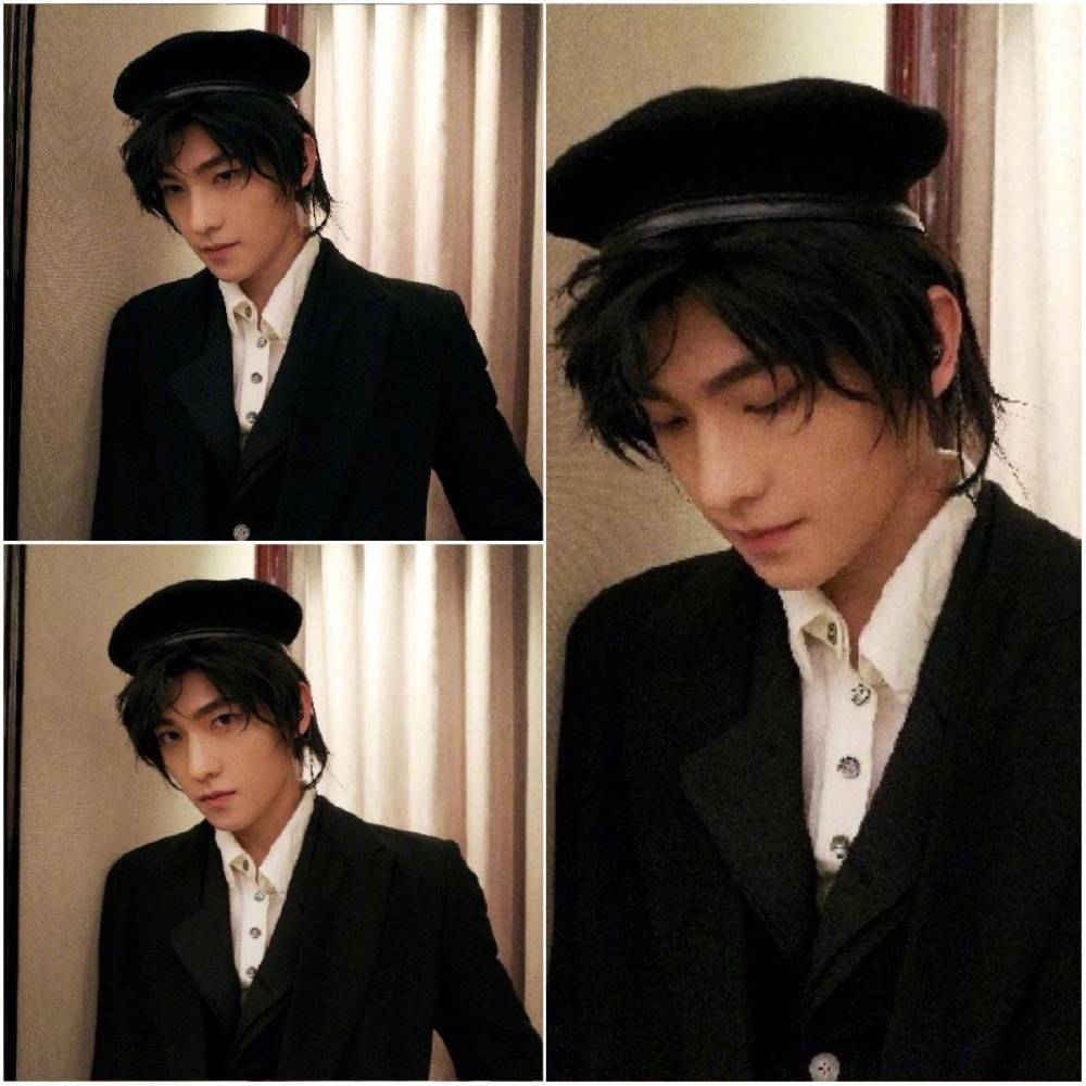 杨洋日常私服穿搭,时尚帅气自拍多,戴帽造型更显阳光男孩气质