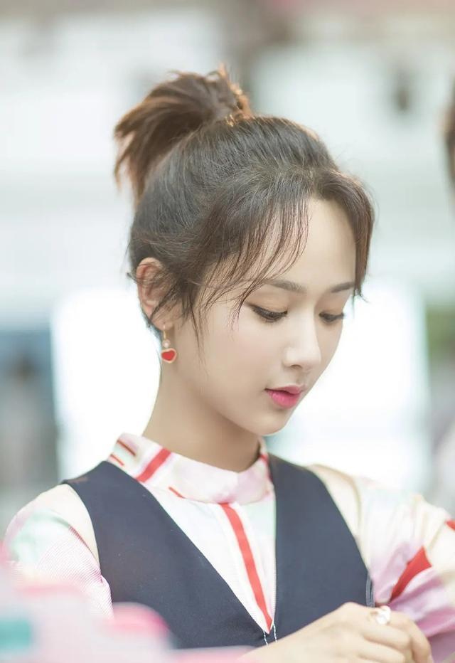 女心理师|杨紫、井柏然《女心理师》官宣，粉丝期待，我却担心拍了不能播