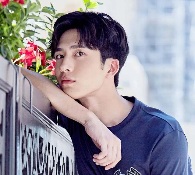 女心理师|杨紫、井柏然《女心理师》官宣，粉丝期待，我却担心拍了不能播