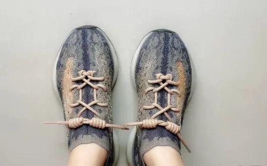 讲解下椰子380鞋带的系法图解椰子380鞋带花式系法