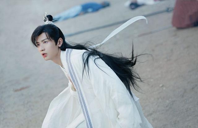 禹司凤|琉璃男主新剧造型受争议，被指神似燕小六，与司凤仙气形象差别大