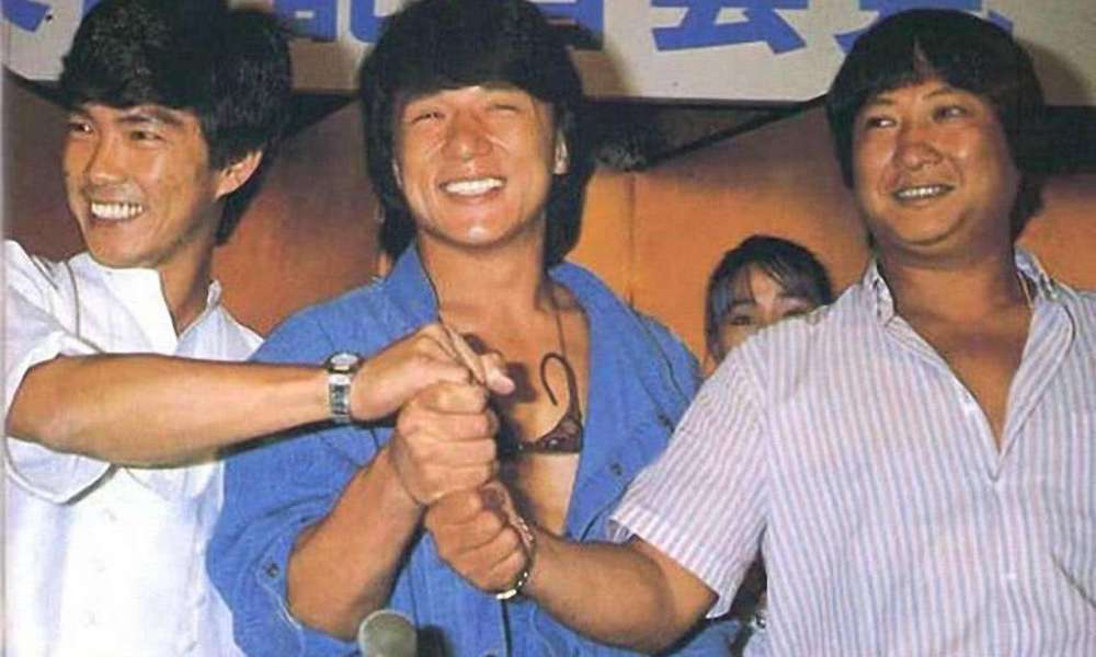 成龙|10秒的镜头，成龙犹豫了6天，拖延时间被洪金宝大“骂”