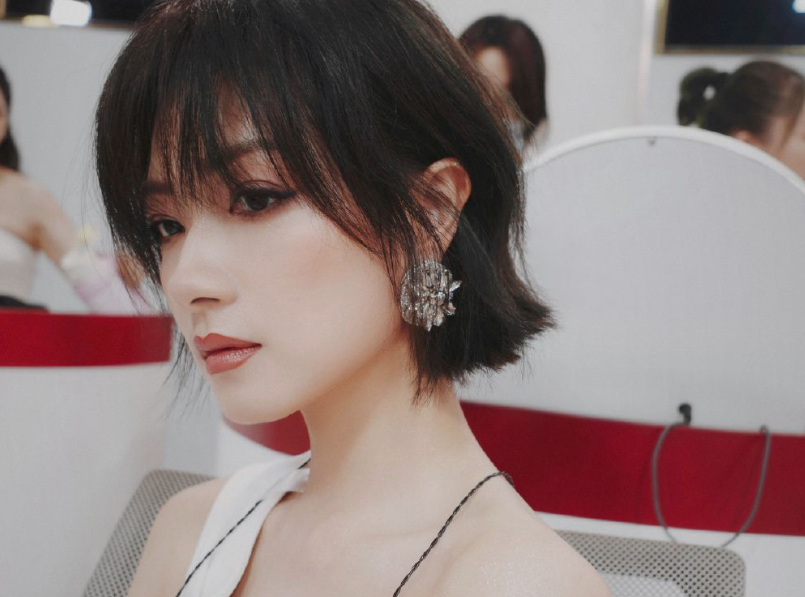 万茜|太尴尬，盗号引来全网打假，万茜这么快就要糊么！