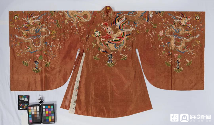 山东博物馆|记者带你揭秘山东博物馆的“衣冠大成——明代服饰文化展”