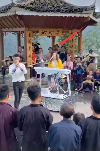 玖月奇迹|离婚添实锤？玖月奇迹现身活动男方已换人，王小海取消点赞夸老婆博文