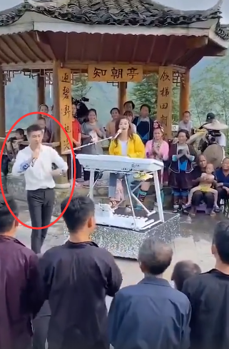 玖月奇迹|离婚添实锤？玖月奇迹现身活动男方已换人，王小海取消点赞夸老婆博文