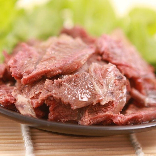 8,高唐老豆腐 高唐老豆腐又称豆腐脑,吃起来滑嫩爽口,豆香,料香,卤香