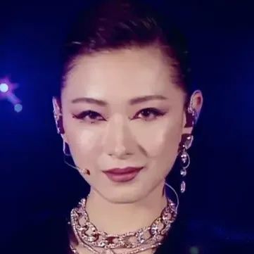 万茜|万茜为什么变得招人烦？