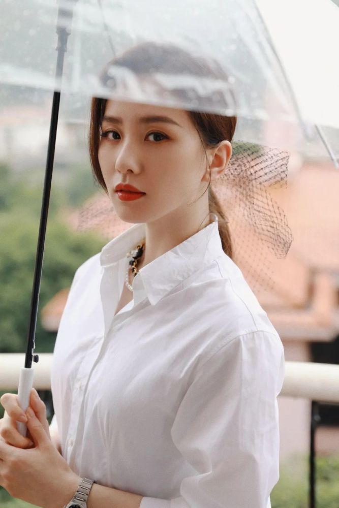 万茜|万茜为什么变得招人烦？