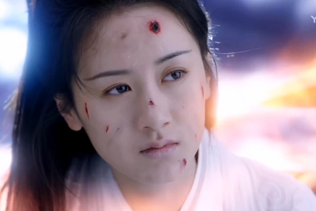 琉璃美人煞|《琉璃美人煞》少女肌无惧天雷，金翅也有血肉，司命浑水摸鱼