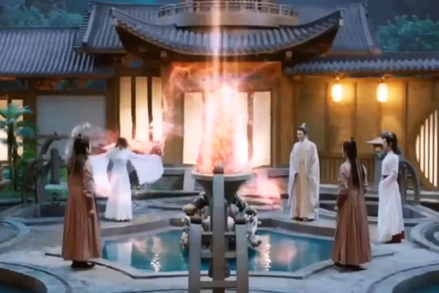 琉璃美人煞|《琉璃美人煞》少女肌无惧天雷，金翅也有血肉，司命浑水摸鱼