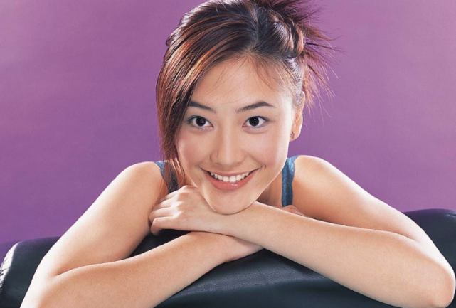 她是 大哥 的女人 性格直爽又豪气 37岁怀二胎和老公上节目 应采儿 陈小春 Jasper